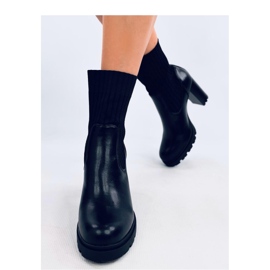 Black high-heeled ankle boots 1