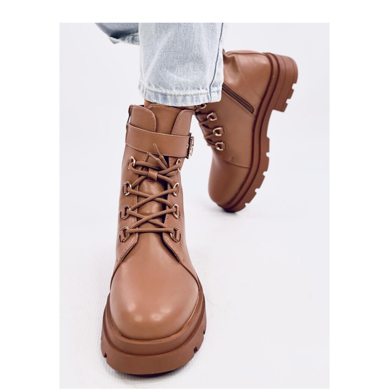 Military boots brown 2