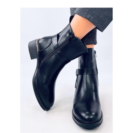 Black women's grain boots 2