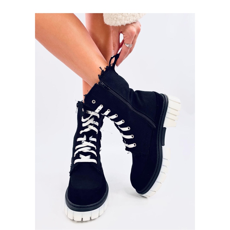 Canvas ankle boots with Black protector 1