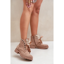 Model 8371 Beige boots 1