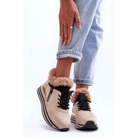 Sports Shoes Model 21-Q99 beige 1