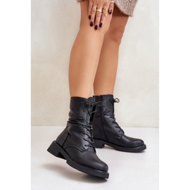 Workers Model 24BT35-7863 Black 1