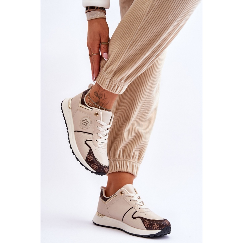 Sports Shoes Model US6 Beige/Brown 1