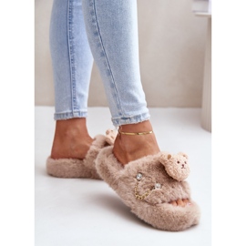 Slippers Model BG190P Beige 1