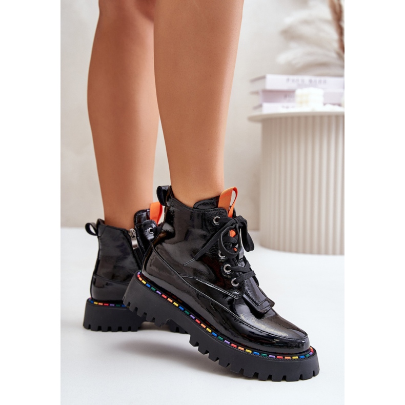 Workers Model 24BT04-8134 Black 1