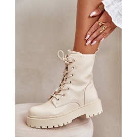 Insulated women's boots with beige pins 1 Insulated women's boots with beige pins 1