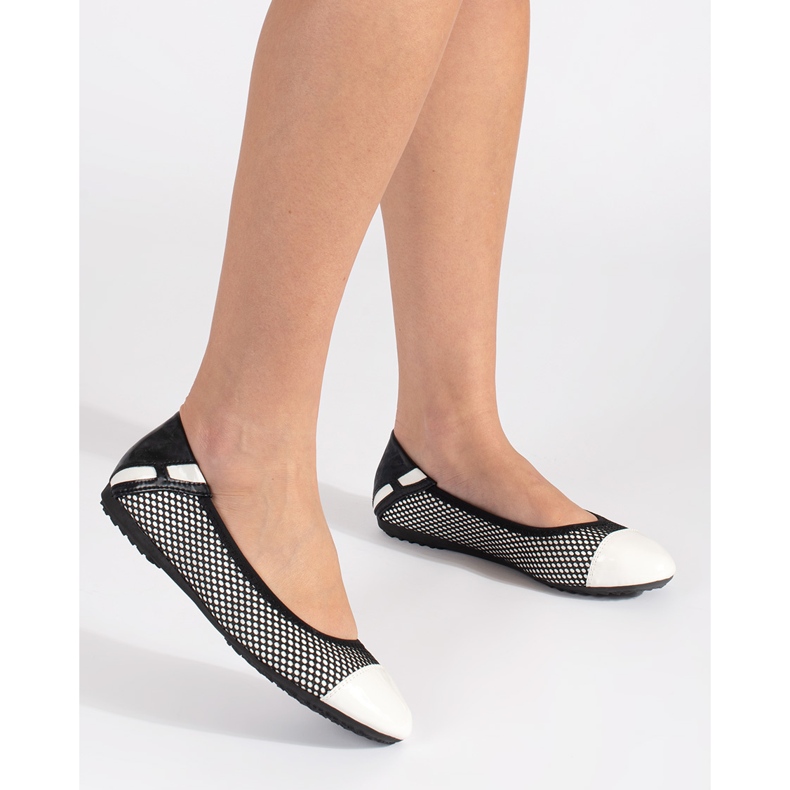 White and black ballet flats decorated with mesh 1