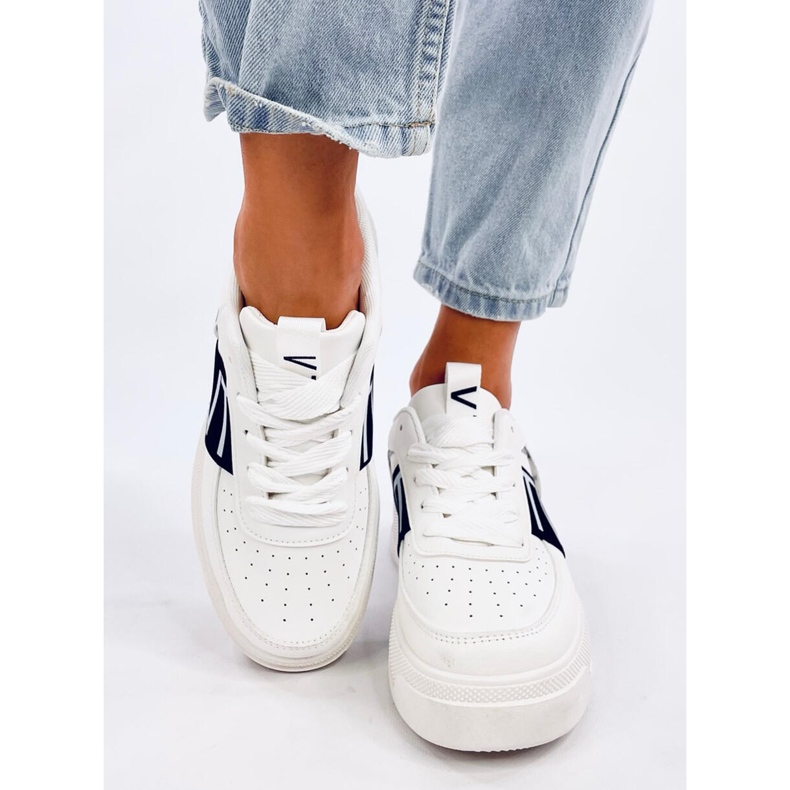 Women's white and black platform sneakers 1