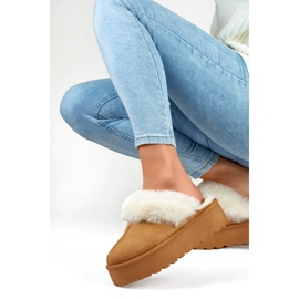 Women's platform slippers with camel fur 81366-2-C brown 2