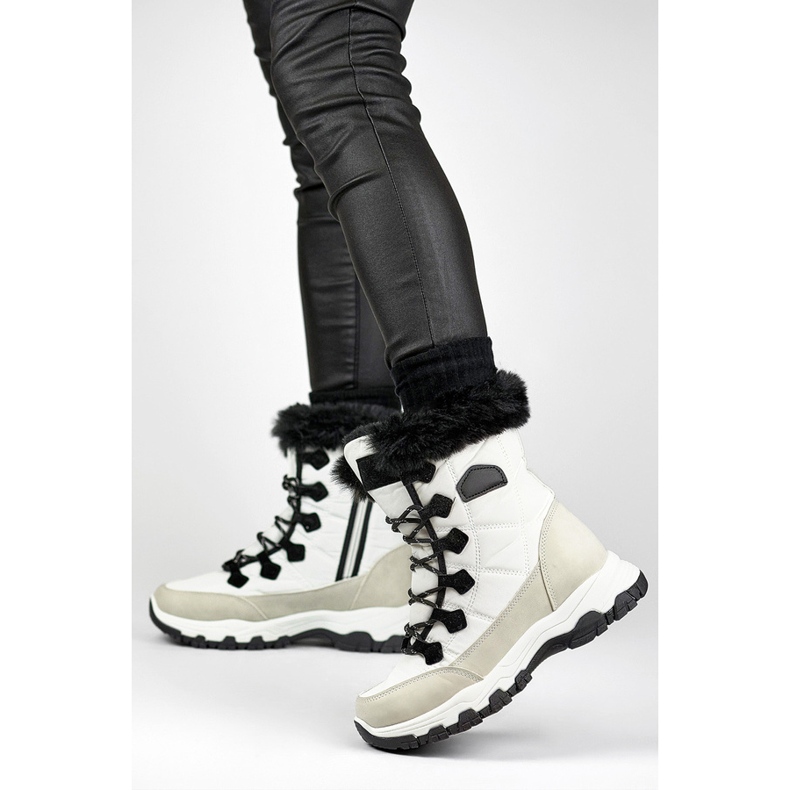 Women's snow boots with fur and zipper, white 9093W 1