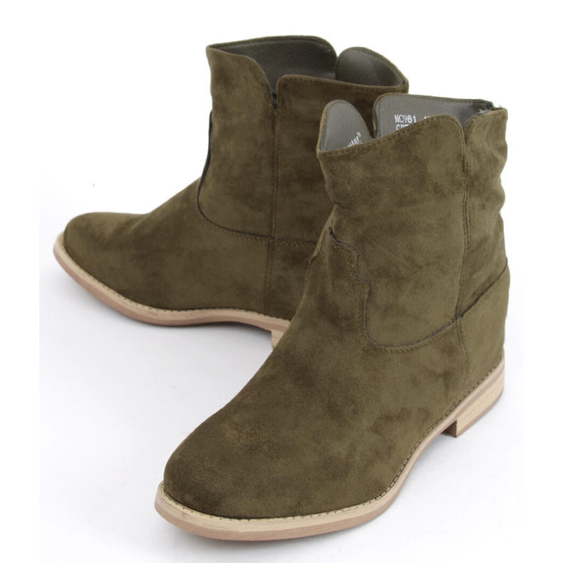 Insulated boots with a hidden wedge, shades of green 1