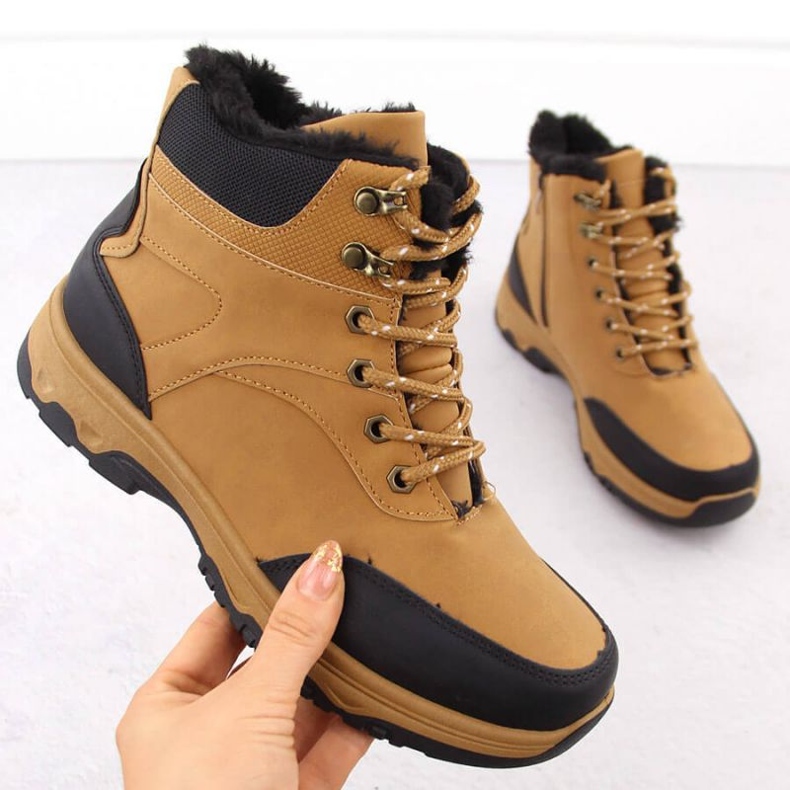 Vanhorn camel trekking boots beige 1