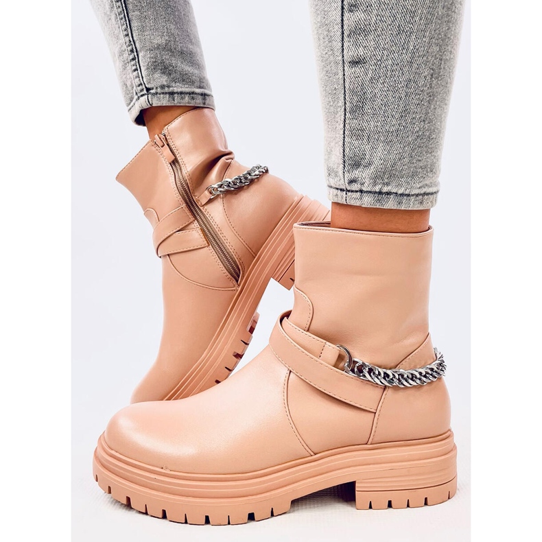 Beige insulated ankle boots with a chain 2