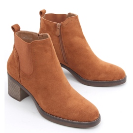 Camel insulated wide-heeled ankle boots brown 2