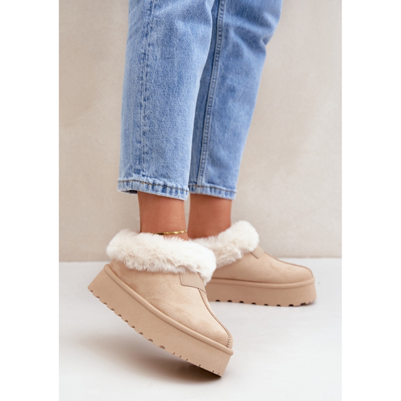 Women's beige platform snow boots 1