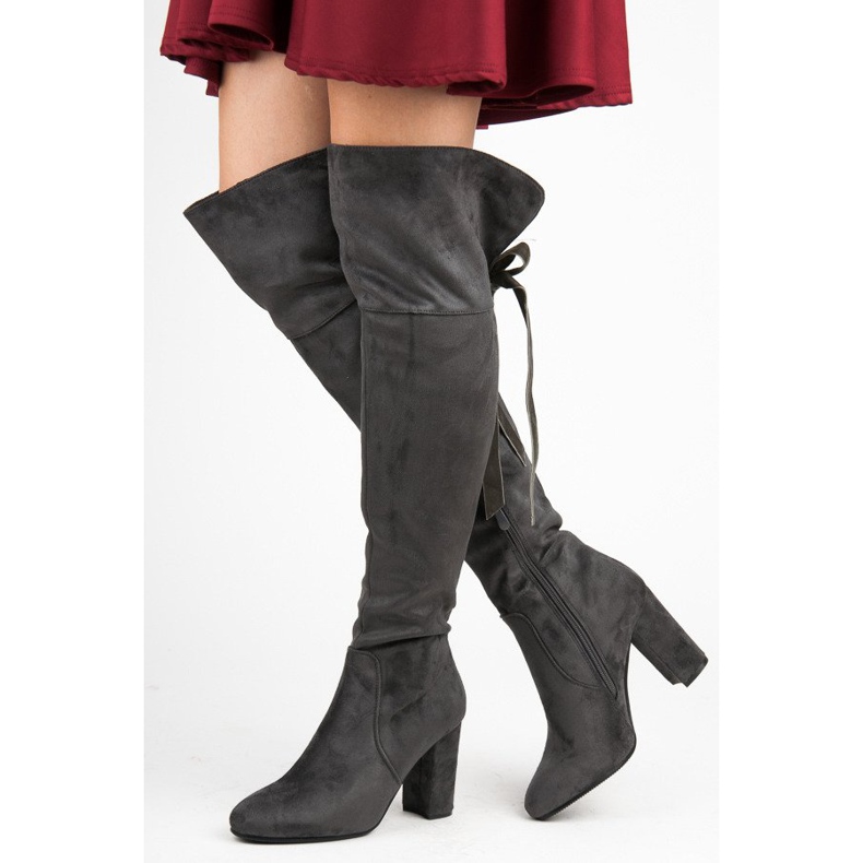 Bestelle Suede Musketeers With A Bow grey 1