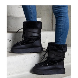 Black insulated lace-up snow boots decorated with fur 1