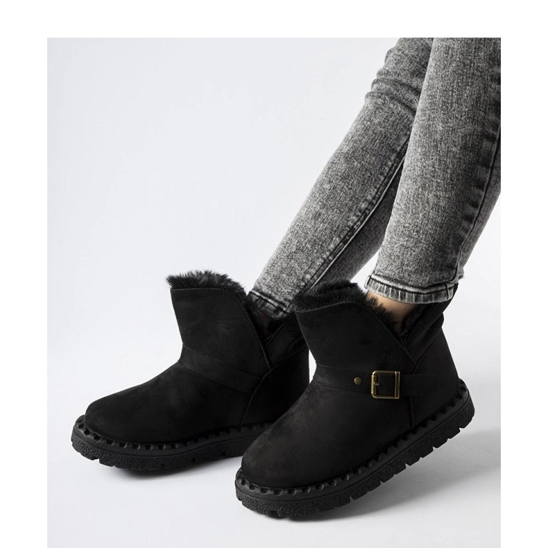 Black insulated snow boots with a cutout Monal - Solea 1