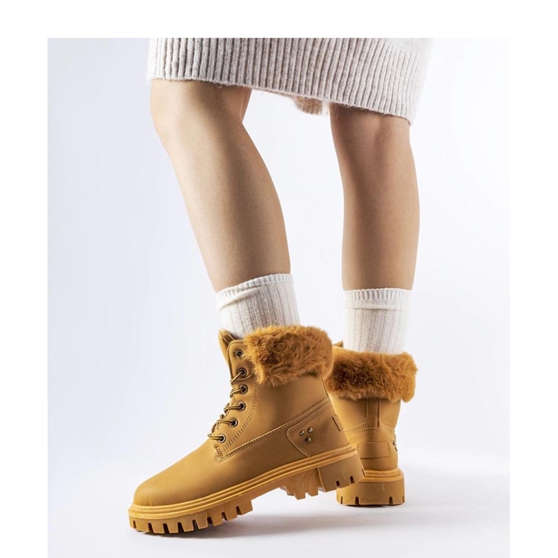 Brown boots with decorative fur from Albert - Solea 1