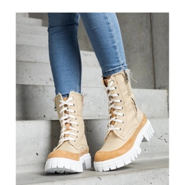 Beige insulated boots from Crispiero - Solea 2