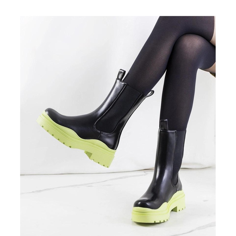 Black ankle boots with a green sole Nester - Solea 1