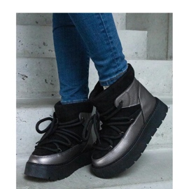 Black platform snow boots insulated with Sapphi - Solea fur 1