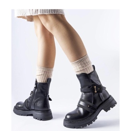 Black insulated boots by Laderoute - Solea 1