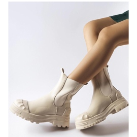Beige insulated massive ankle boots by Albanese - Solea 1