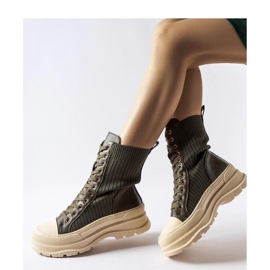 Dark green ankle boots with light thick sole Vitto - Solea 1