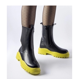 Black ankle boots with a colorful sole by Delebio - Solea 1