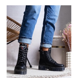 Black boots, natural leather 2