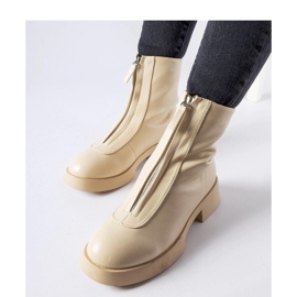 Beige insulated ankle boots with a zipper 1