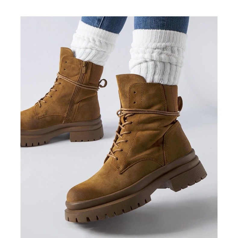 Brown boots with a worn toe from Vadnais - Solea 1