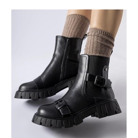 Black ankle boots with a massive Fontarine sole - Solea 1