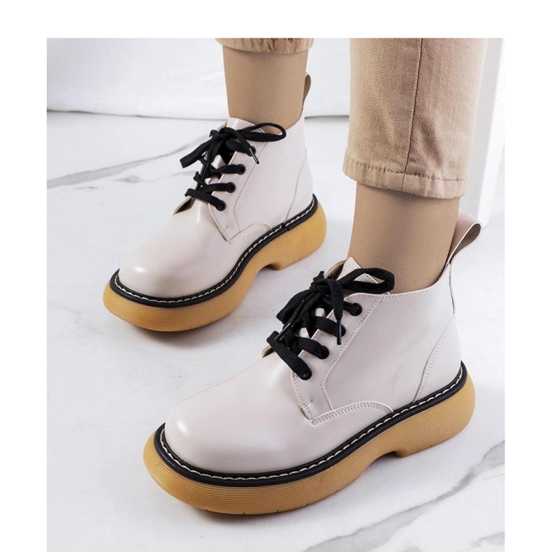 Beige bovver boots from Redelek - Solea 1