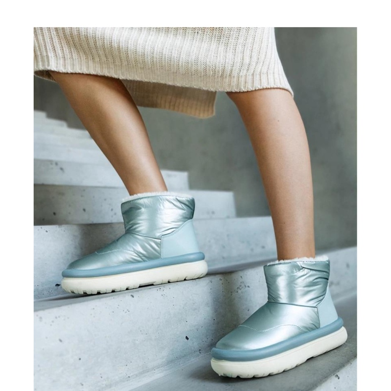 Light green warm snow boots on the Cores - Solea platform 1