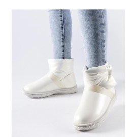 Beige shiny short snow boots from Delaune - Solea 1