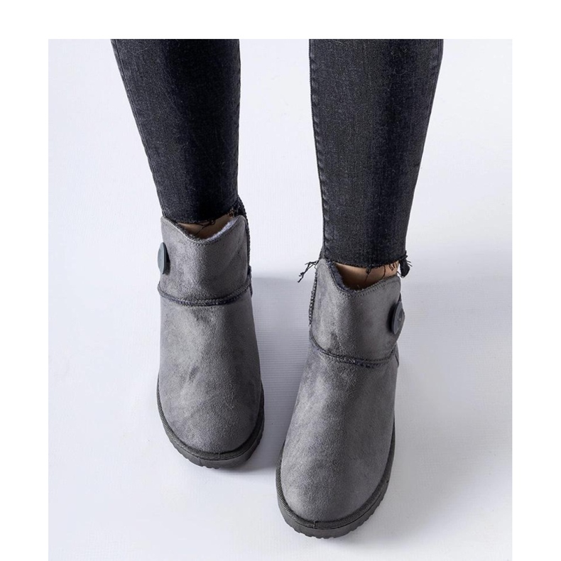 Gray short insulated snow boots from Snyder - Solea grey 1