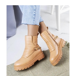 Beige insulated ankle boots with a chain from Pareda - Solea 1