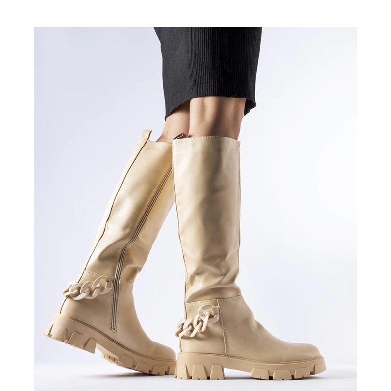 Beige flat boots with a chain Armand - Solea 1