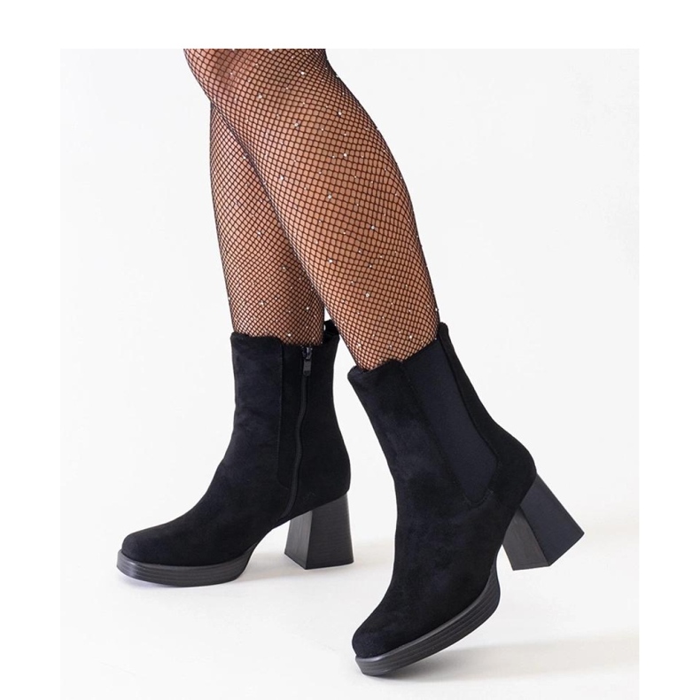 Black boots with a square toe on a heel, eco-suede Hesca - Solea 1