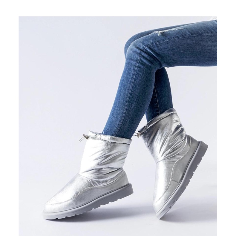 Silver insulated Whitetail snow boots - Solea grey 1 Silver insulated Whitetail snow boots - Solea grey 1