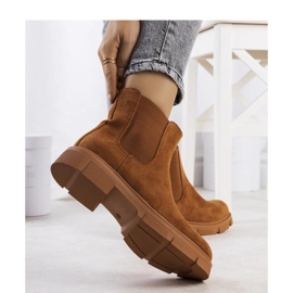 Brown women's boots 1