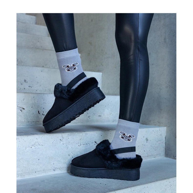 Black platform slippers decorated with fur and with an elastic band at the heel 1