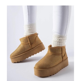 Brown snow boots with zircons 1