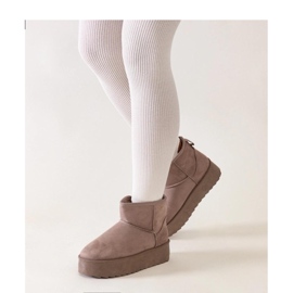 Dark beige casual snow boots with a high platform 1