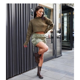 Brown high boots decorated with zircons 1