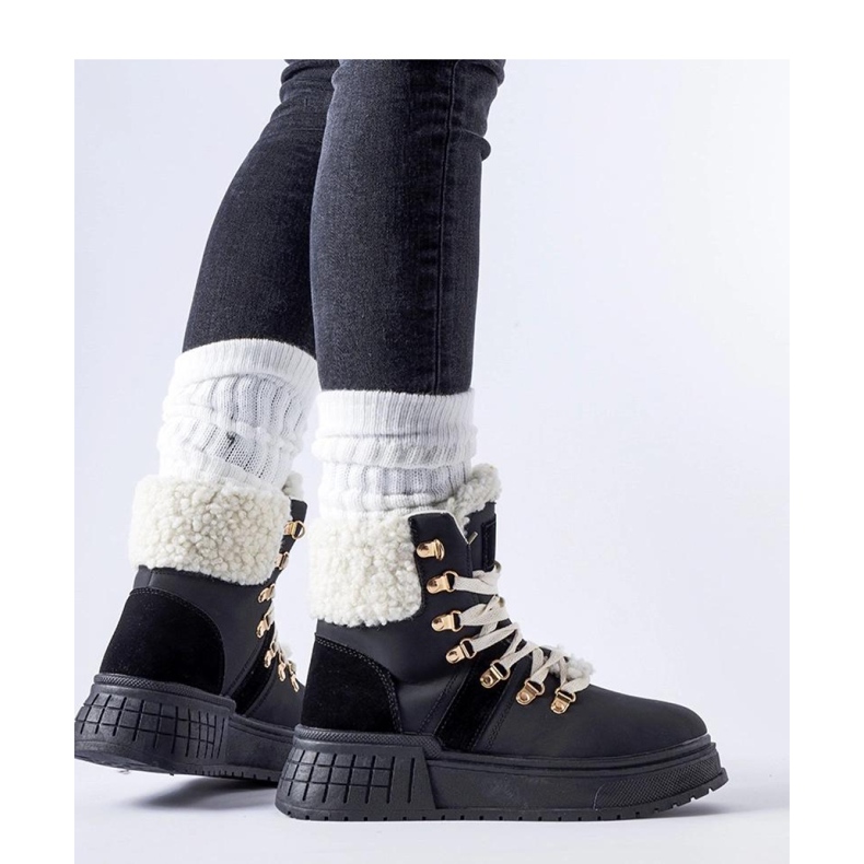 Black workers on a massive platform 1