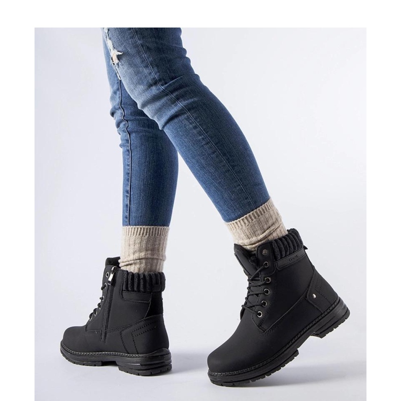 Black insulated women's Araujo - Solea boots 1